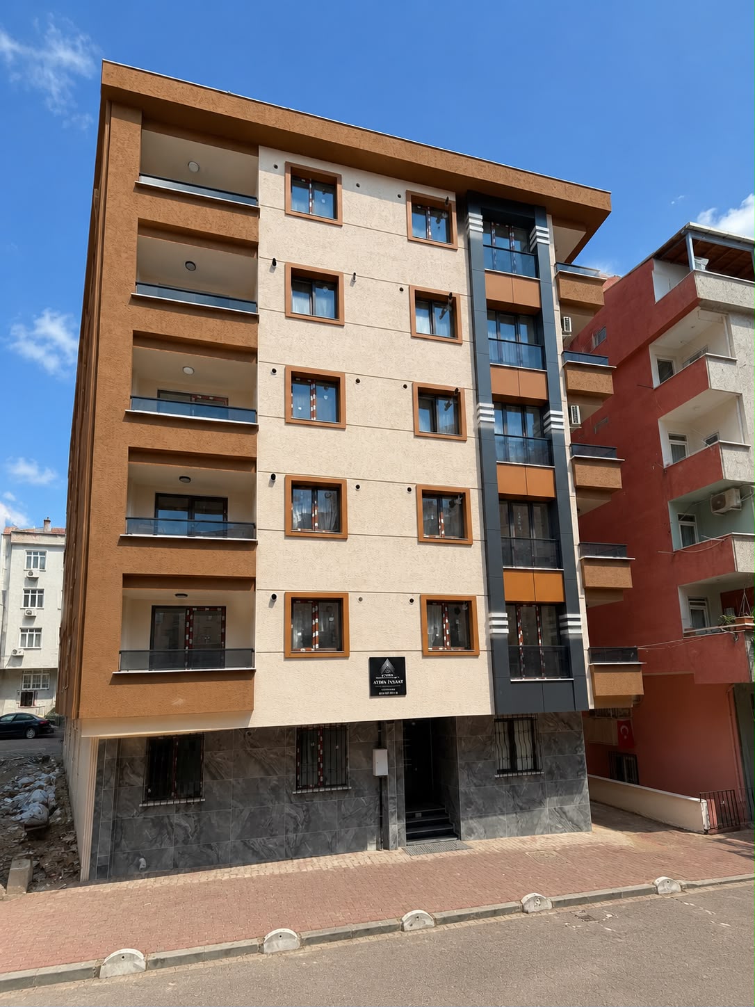 CANAN SK. - AYDIN APT.